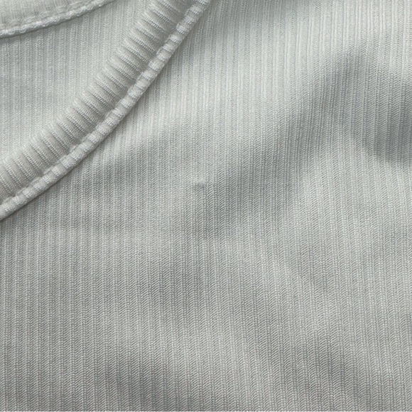 SHEIN ribbed white short sleeve crop top‎ w/ waist ties women’s XS - Picture 6 of 9